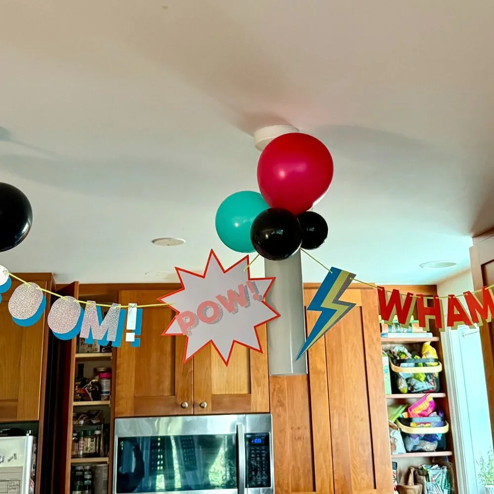 Meri Meri Superhero Garlands Sets (Two Sets) - Picture 4 of 6